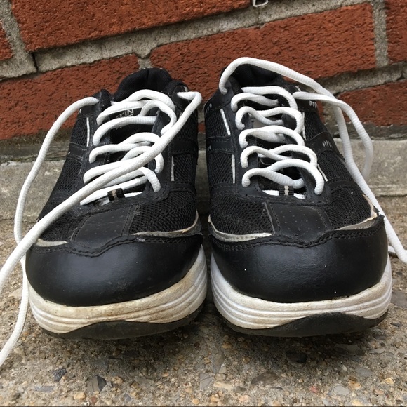 Danskin Now Size 8.5 Black Sculpting Sneakers - Picture 6 of 7